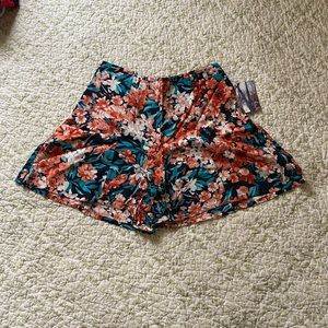 Urban Outfitters UO Floral Shorts Size 2